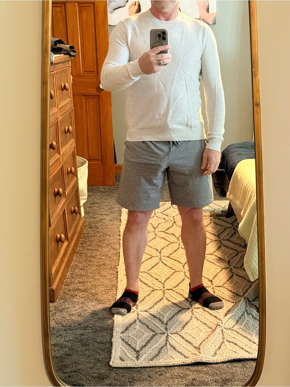 Banana Republic Lightweight Cream Crewneck Ribbed Sweater